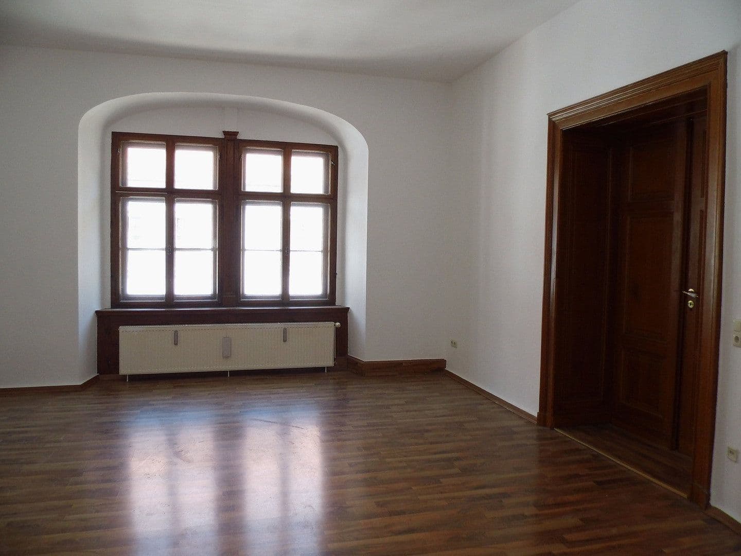 Prenájom bytu 3-izbový 90 m², Görlitz, Sasko Prenájom bytu 3-izbový 90 m², Görlitz, Sasko