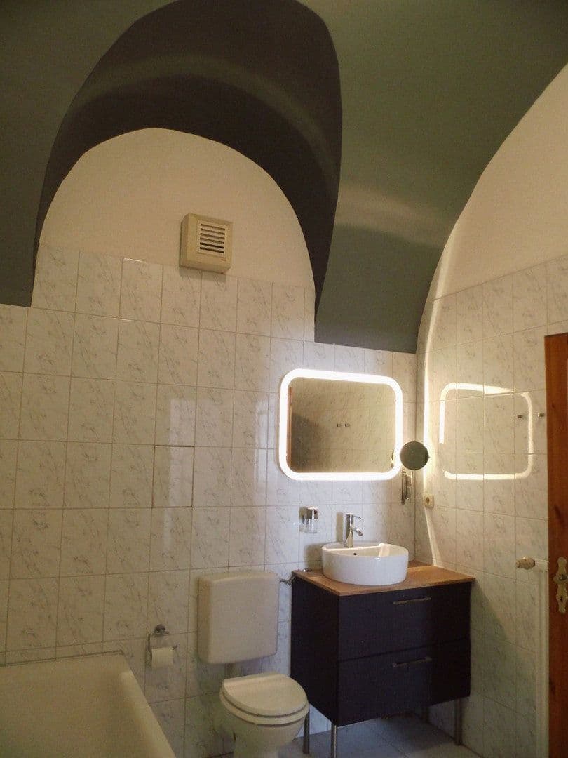 Prenájom bytu 3-izbový 90 m², Görlitz, Sasko Prenájom bytu 3-izbový 90 m², Görlitz, Sasko