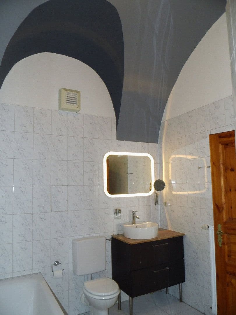 Prenájom bytu 3-izbový 90 m², Görlitz, Sasko Prenájom bytu 3-izbový 90 m², Görlitz, Sasko