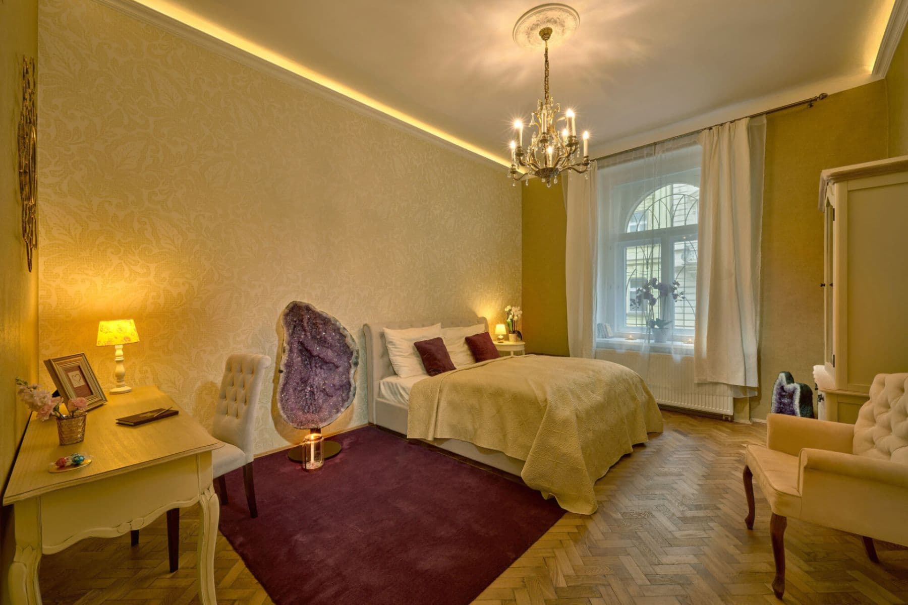 Prenájom bytu 2-izbový 77 m², Nitranská, Praha, Praha Prenájom bytu 2-izbový 77 m², Nitranská, Praha, Praha