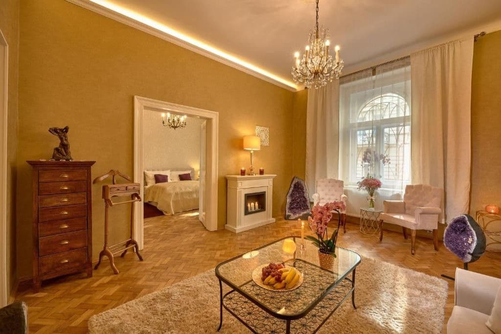 Prenájom bytu 2-izbový 77 m², Nitranská, Praha, Praha Prenájom bytu 2-izbový 77 m², Nitranská, Praha, Praha
