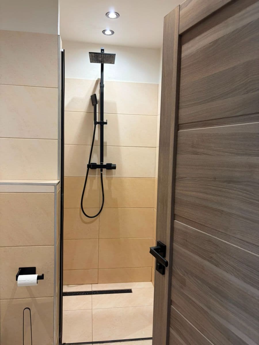 Prenájom bytu 2-izbový 50 m², Novosady, Holešov, Zlínský kraj Prenájom bytu 2-izbový 50 m², Novosady, Holešov, Zlínský kraj
