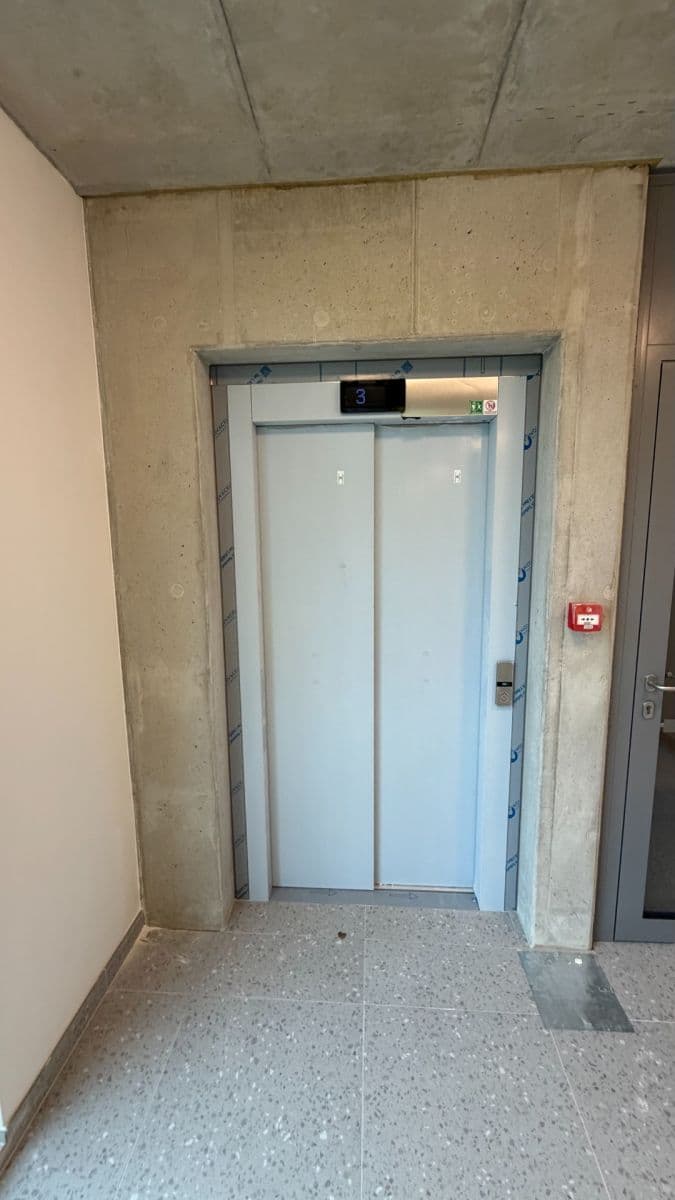 Prenájom bytu 2-izbový 68 m², Brno, Jihomoravský kraj Prenájom bytu 2-izbový 68 m², Brno, Jihomoravský kraj