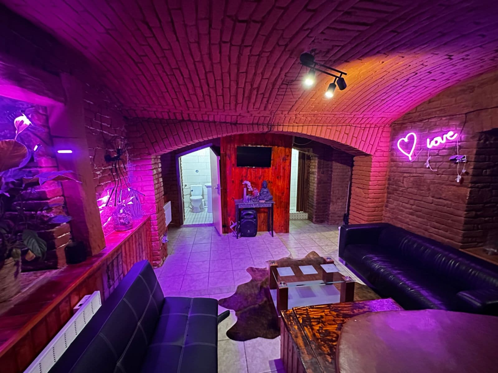 Prenájom nebytového priestoru 170 m², Chelčického, Praha, Praha Prenájom nebytového priestoru 170 m², Chelčického, Praha, Praha