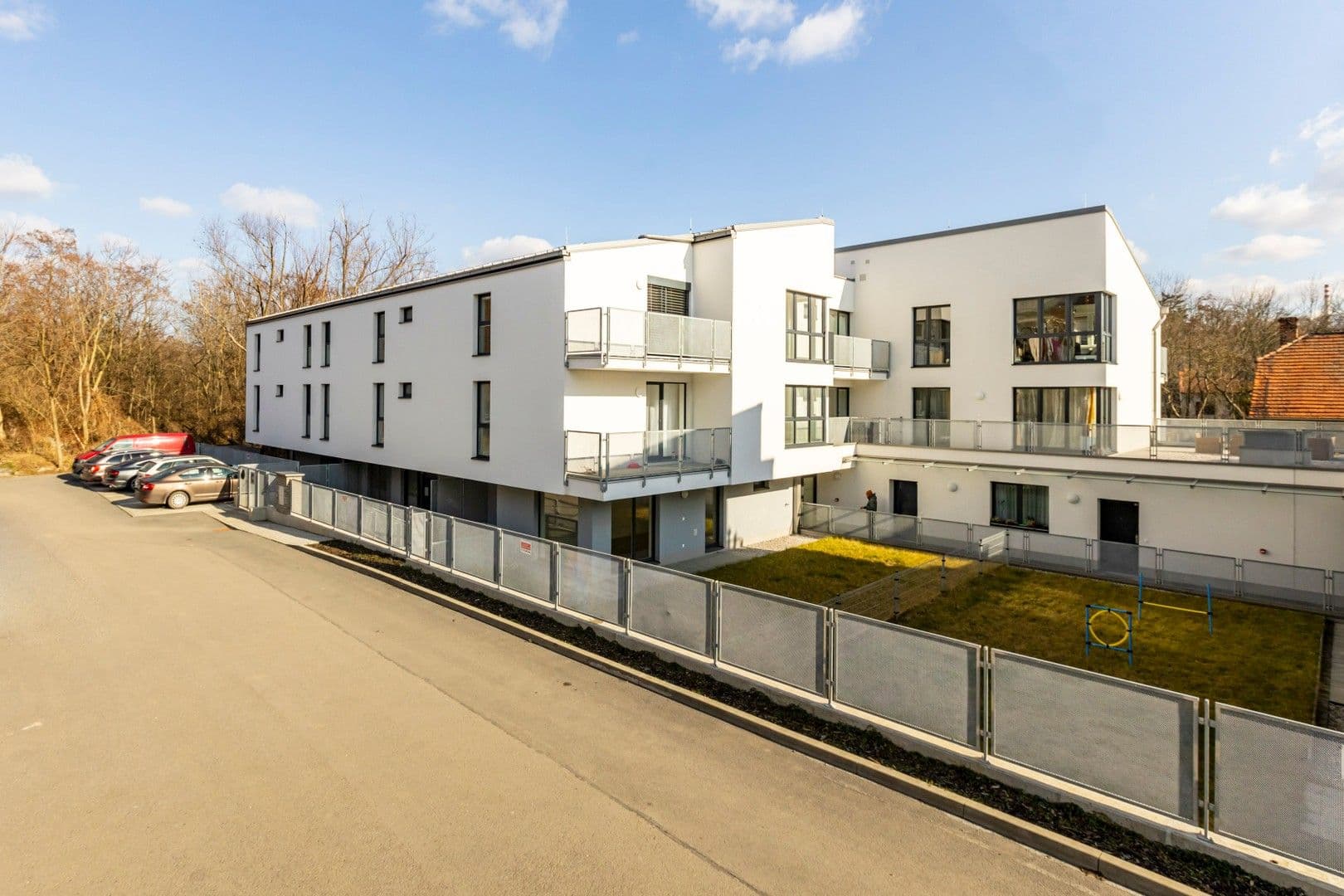 Prenájom bytu 2-izbový 53 m², Mezilehlá, Praha, Praha Prenájom bytu 2-izbový 53 m², Mezilehlá, Praha, Praha