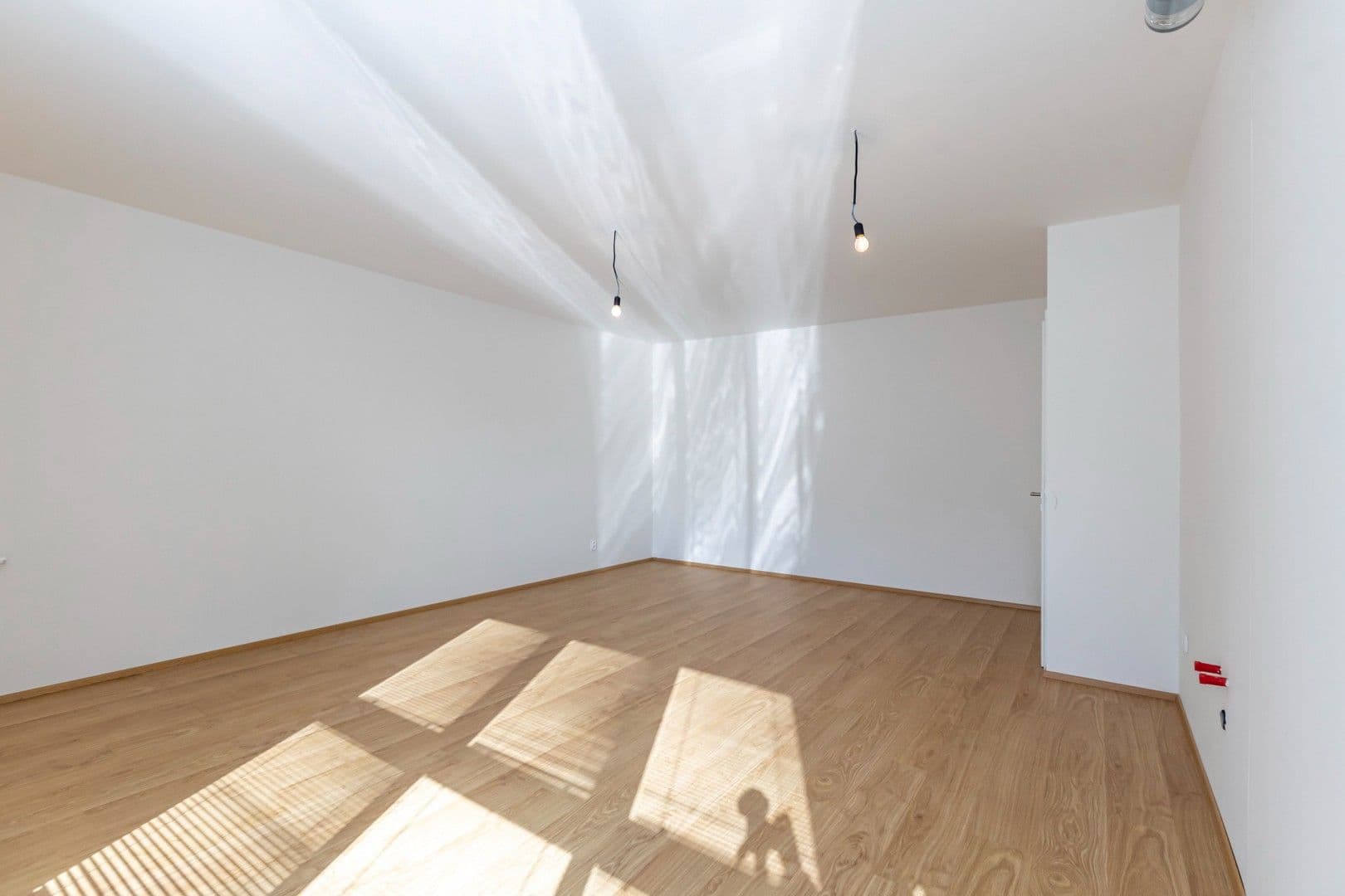 Prenájom bytu 2-izbový 53 m², Mezilehlá, Praha, Praha Prenájom bytu 2-izbový 53 m², Mezilehlá, Praha, Praha