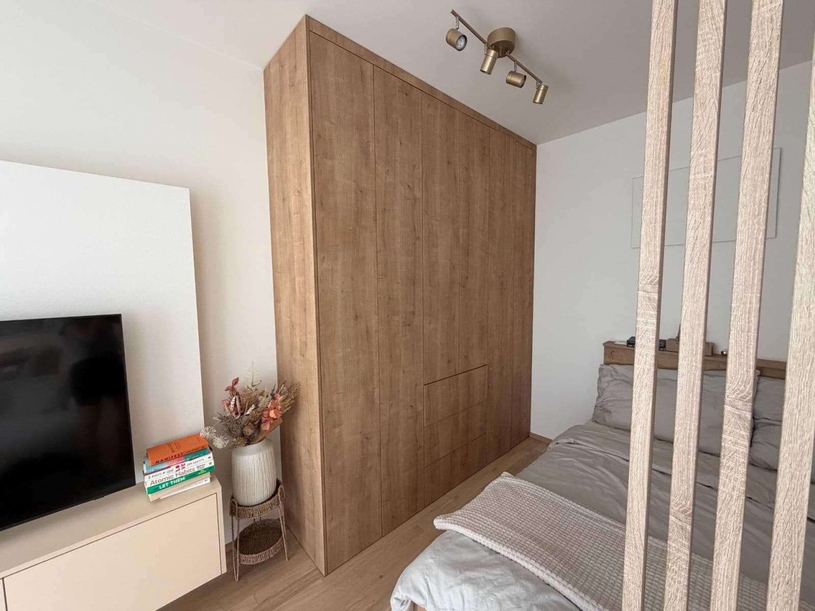 Prenájom bytu 1-izbový 37 m², Šenácká, Praha, Praha Prenájom bytu 1-izbový 37 m², Šenácká, Praha, Praha