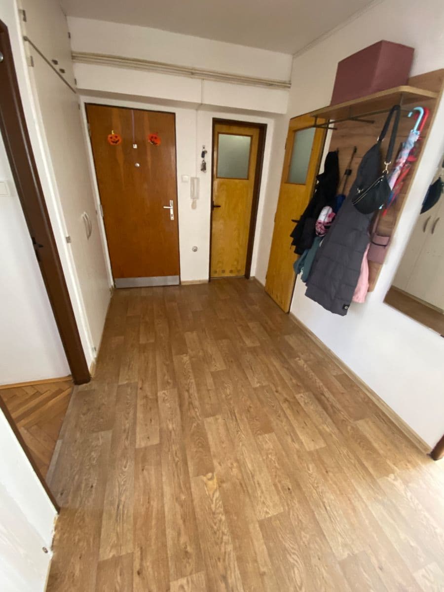 Prenájom bytu 3-izbový 78 m², Polní, Jihlava, Kraj Vysočina Prenájom bytu 3-izbový 78 m², Polní, Jihlava, Kraj Vysočina