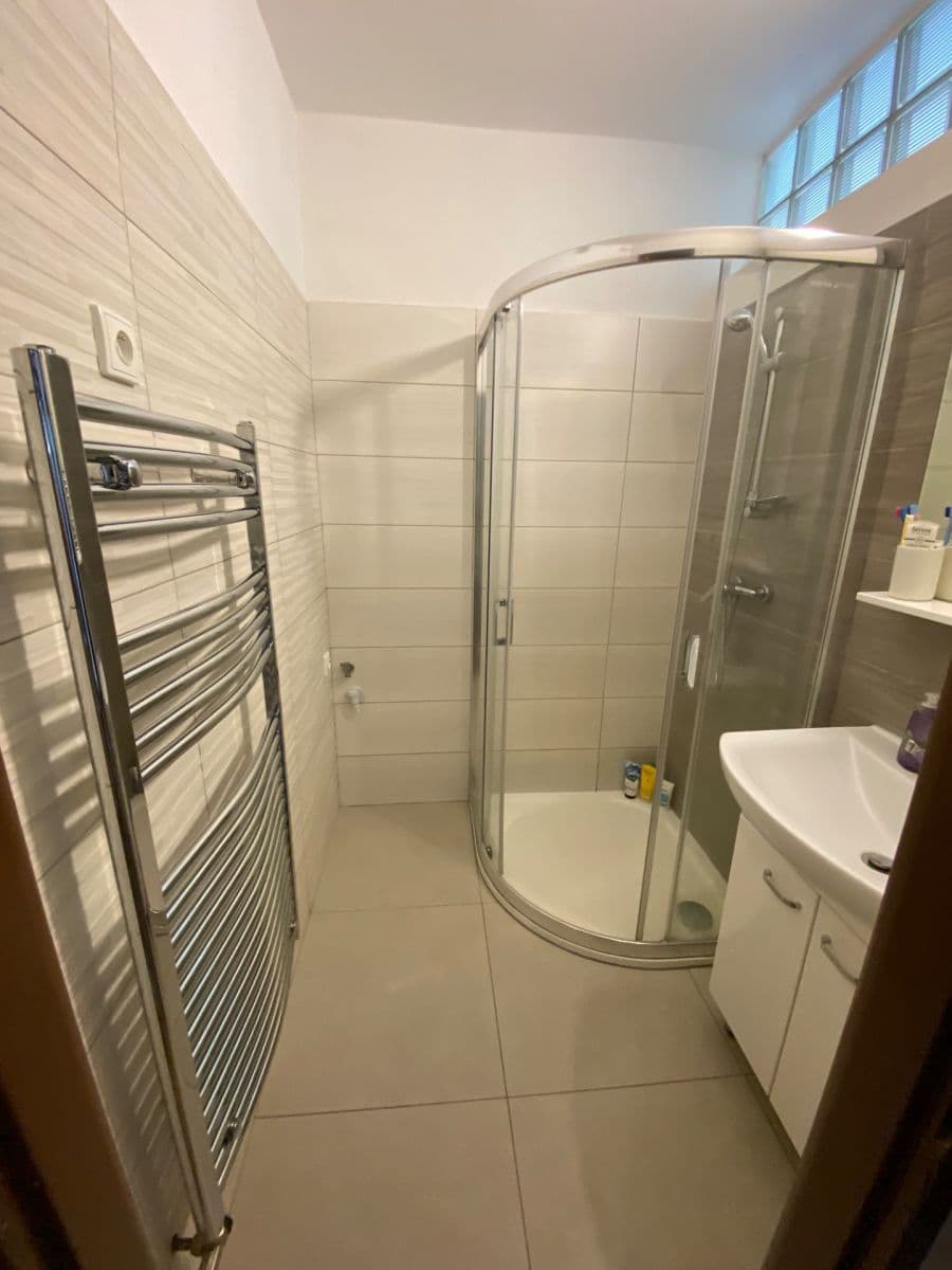 Prenájom bytu 3-izbový 78 m², Polní, Jihlava, Kraj Vysočina Prenájom bytu 3-izbový 78 m², Polní, Jihlava, Kraj Vysočina
