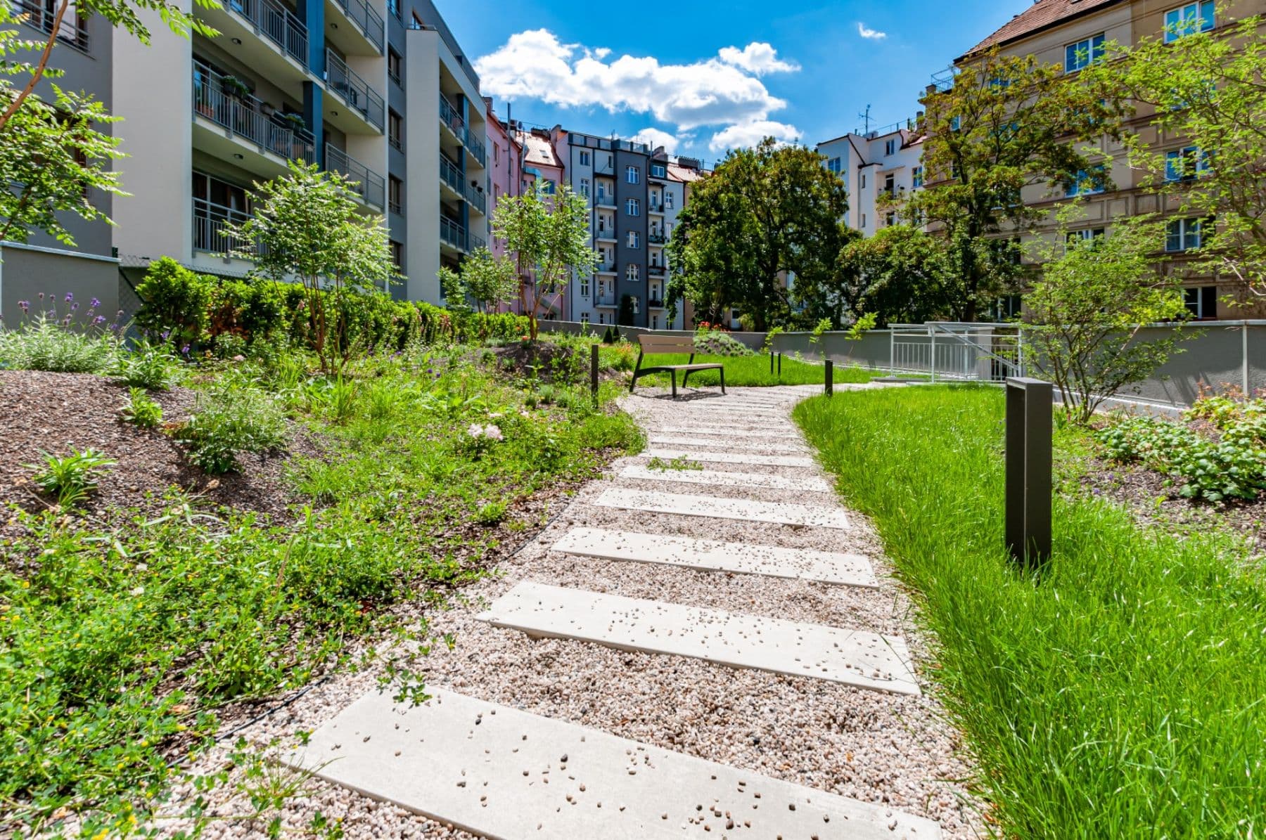 Prenájom bytu 1-izbový 28 m², Bassova, Praha, Praha Prenájom bytu 1-izbový 28 m², Bassova, Praha, Praha