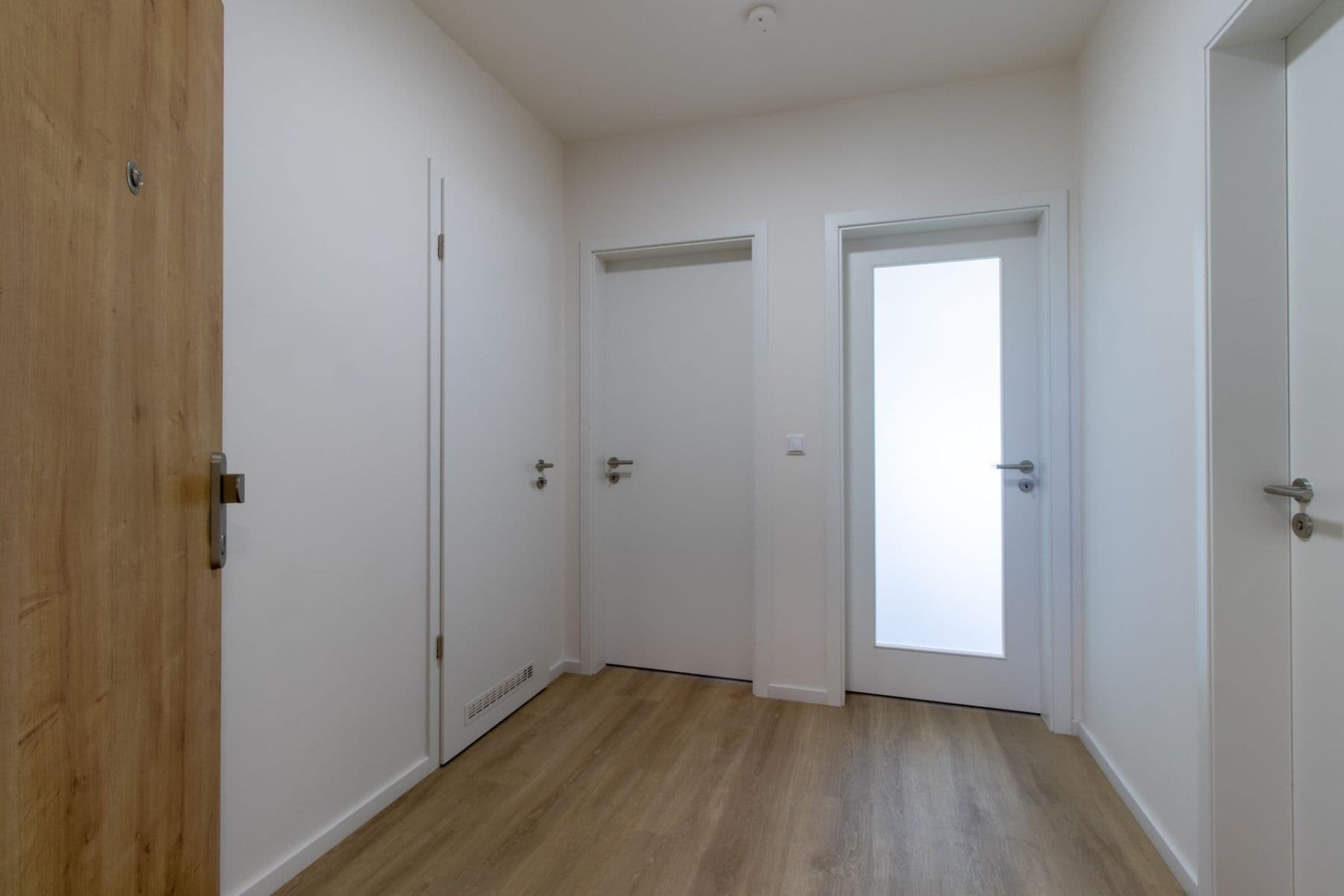 Prenájom bytu 2-izbový 50 m², Divíškové, Praha, Praha Prenájom bytu 2-izbový 50 m², Divíškové, Praha, Praha
