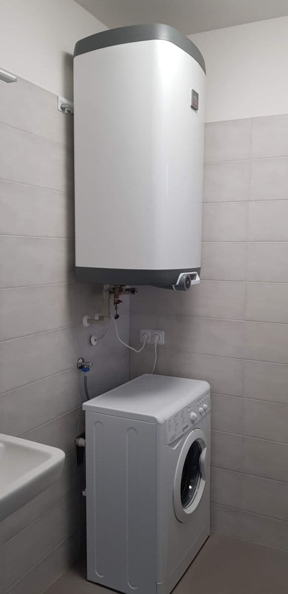 Prenájom bytu 1-izbový 31 m², Chelčického, Brno, Jihomoravský kraj Prenájom bytu 1-izbový 31 m², Chelčického, Brno, Jihomoravský kraj