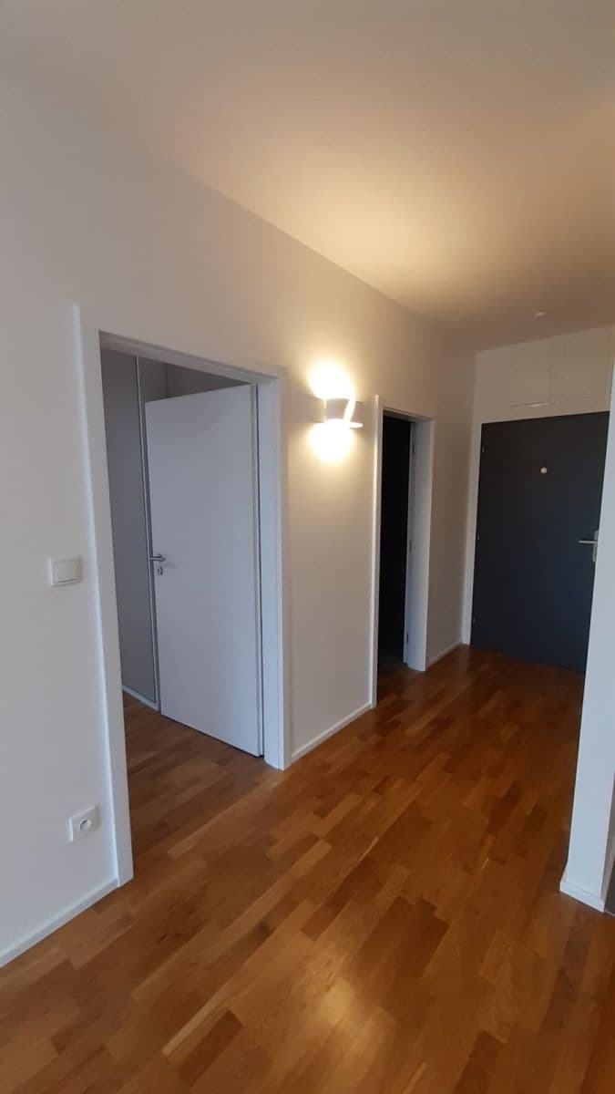 Predaj bytu 2-izbový 42 m², Na Radouči, Mladá Boleslav, Středočeský kraj Predaj bytu 2-izbový 42 m², Na Radouči, Mladá Boleslav, Středočeský kraj