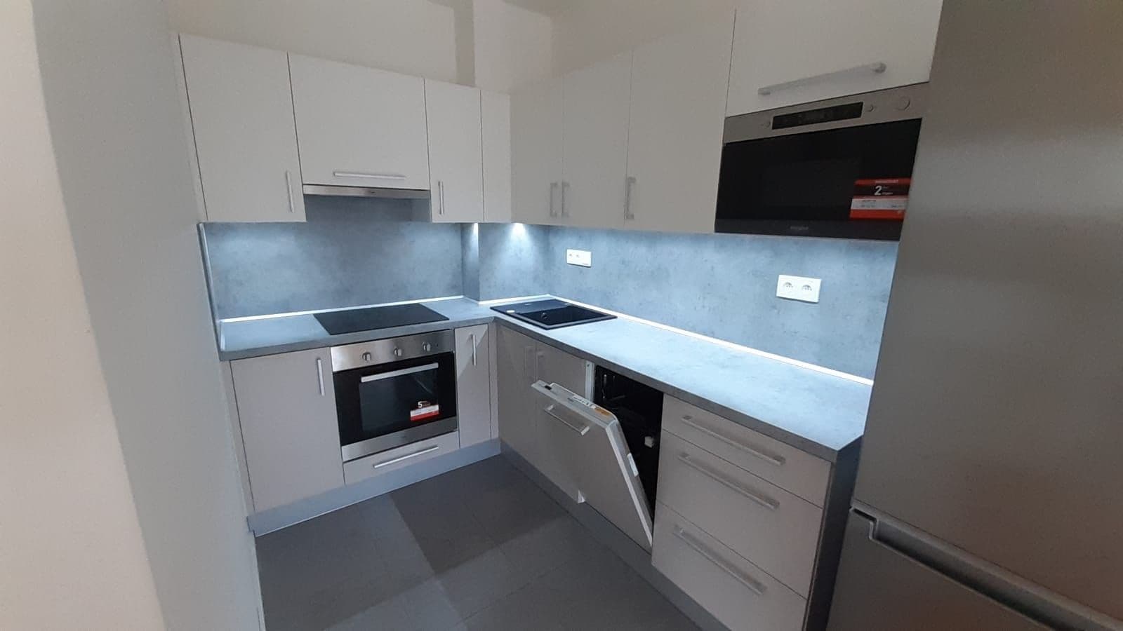 Predaj bytu 2-izbový 42 m², Na Radouči, Mladá Boleslav, Středočeský kraj Predaj bytu 2-izbový 42 m², Na Radouči, Mladá Boleslav, Středočeský kraj