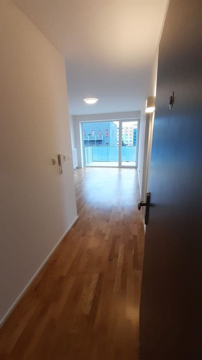 Predaj bytu 2-izbový 42 m², Na Radouči, Mladá Boleslav, Středočeský kraj Predaj bytu 2-izbový 42 m², Na Radouči, Mladá Boleslav, Středočeský kraj