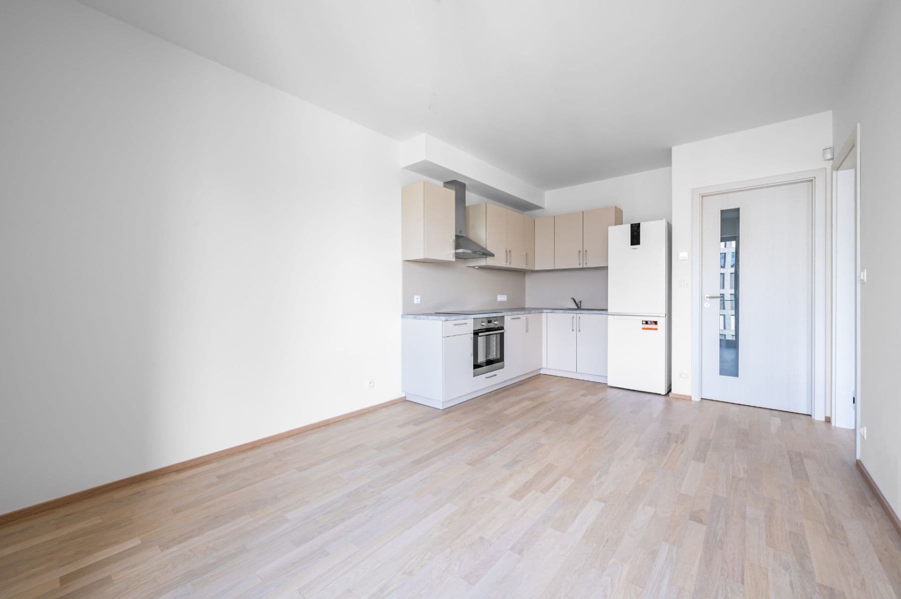 Prenájom bytu 1-izbový 36 m², Vojenova, Praha, Praha Prenájom bytu 1-izbový 36 m², Vojenova, Praha, Praha