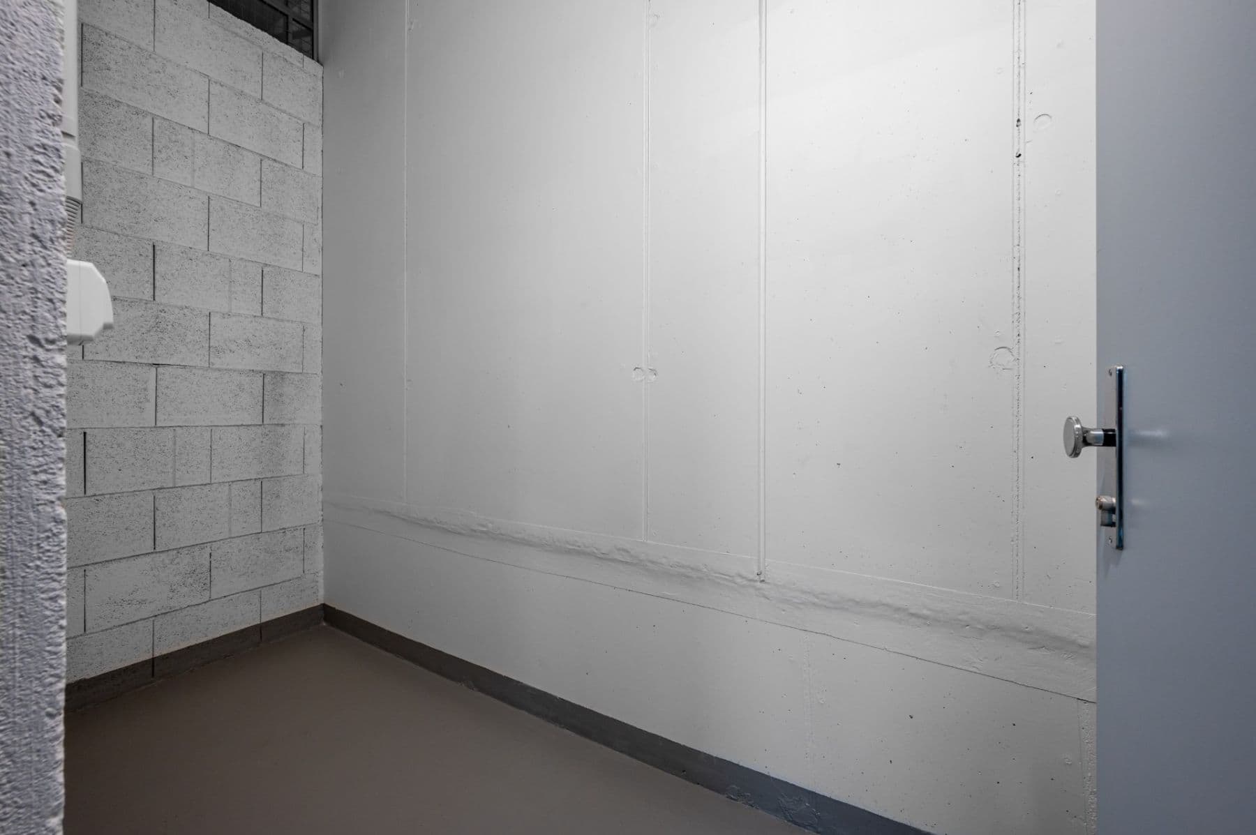Prenájom bytu 1-izbový 36 m², Vojenova, Praha, Praha Prenájom bytu 1-izbový 36 m², Vojenova, Praha, Praha