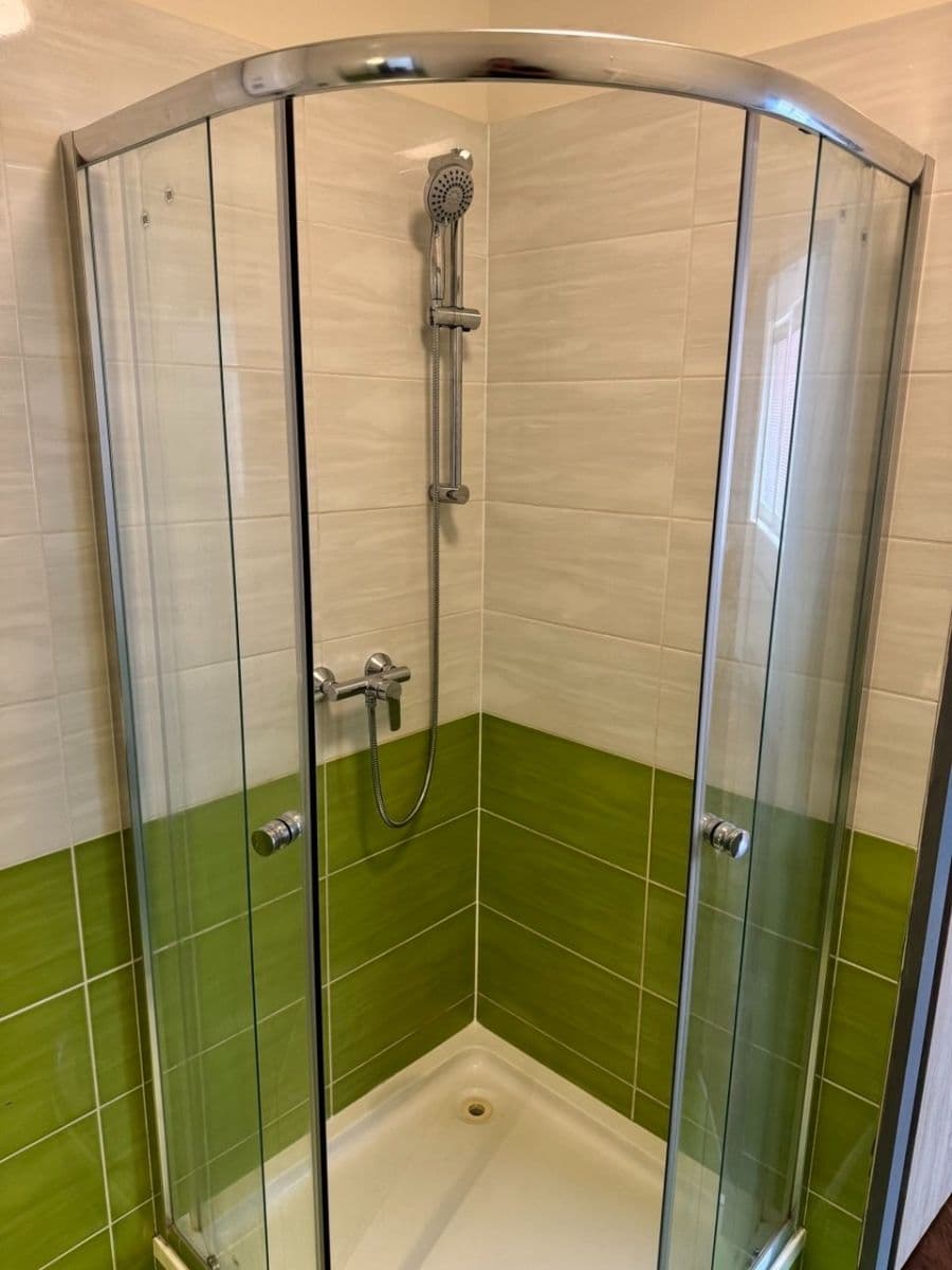 Prenájom bytu 2-izbový 35 m², Pivoňková, Praha, Praha Prenájom bytu 2-izbový 35 m², Pivoňková, Praha, Praha