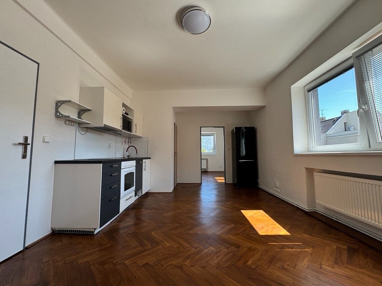 Prenájom bytu 2-izbový 35 m², Pivoňková, Praha, Praha Prenájom bytu 2-izbový 35 m², Pivoňková, Praha, Praha