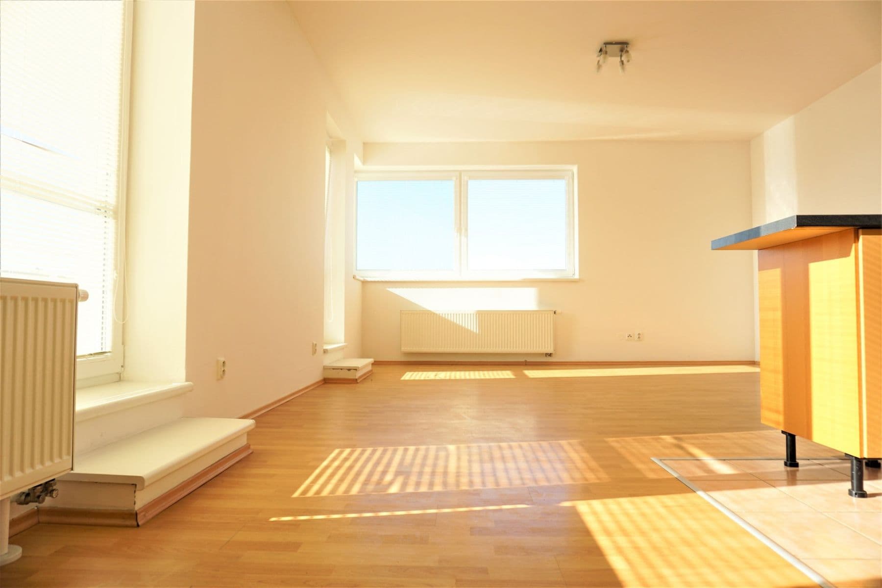 Prenájom bytu 2-izbový 62 m², Sicherova, Praha, Praha Prenájom bytu 2-izbový 62 m², Sicherova, Praha, Praha