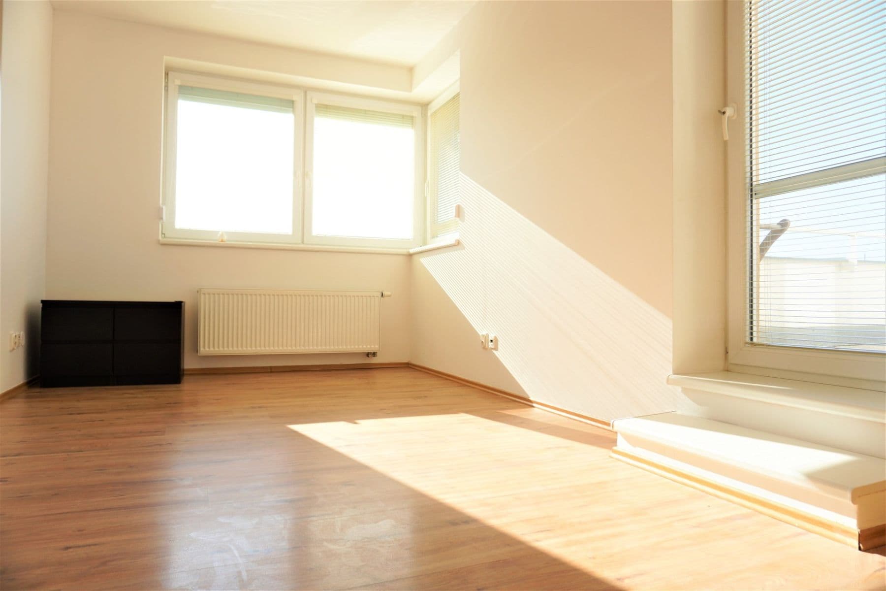 Prenájom bytu 2-izbový 62 m², Sicherova, Praha, Praha Prenájom bytu 2-izbový 62 m², Sicherova, Praha, Praha