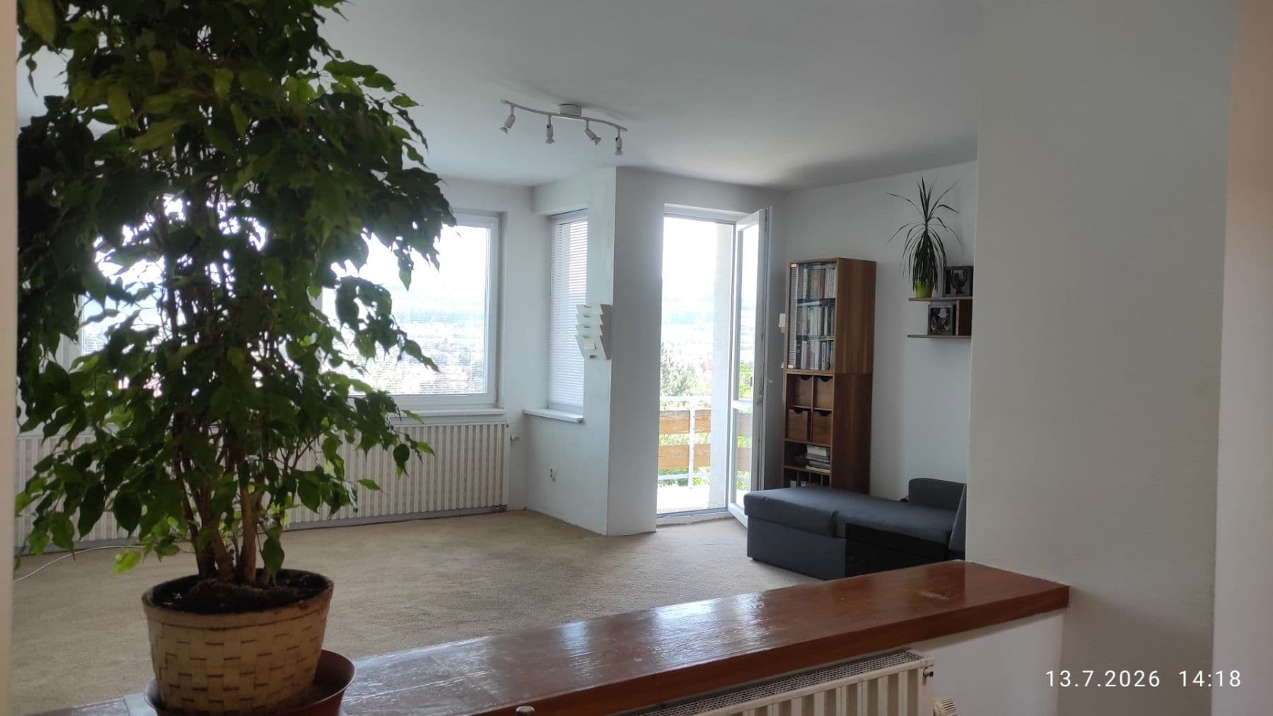 Prenájom bytu 3-izbový 100 m², Nivy II, Zlín, Zlínský kraj Prenájom bytu 3-izbový 100 m², Nivy II, Zlín, Zlínský kraj