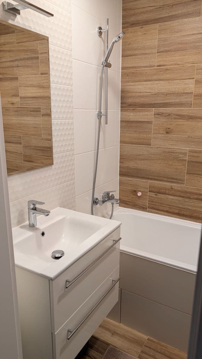 Prenájom bytu 2-izbový 56 m², Čechovská, Příbram, Středočeský kraj Prenájom bytu 2-izbový 56 m², Čechovská, Příbram, Středočeský kraj