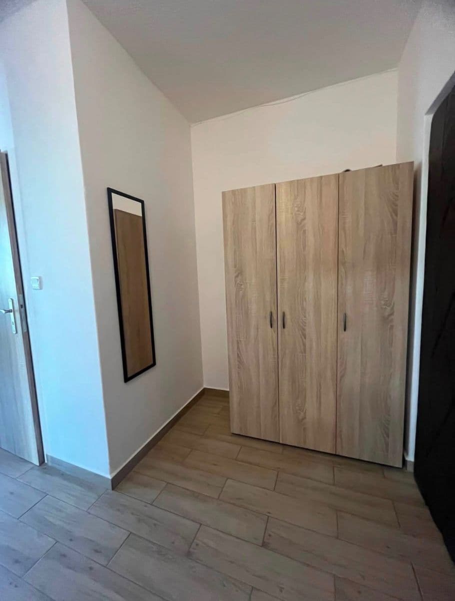 Prenájom bytu 2-izbový 56 m², Kamenná, Ústí nad Labem, Ústecký kraj Prenájom bytu 2-izbový 56 m², Kamenná, Ústí nad Labem, Ústecký kraj