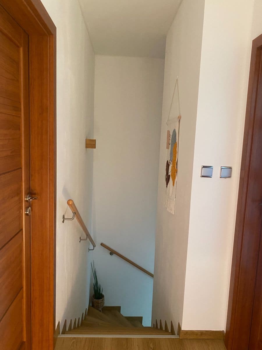 Predaj domu 152 m², pozemok 263 m², Družstevní, Nehvizdy, Středočeský kraj Predaj domu 152 m², pozemok 263 m², Družstevní, Nehvizdy, Středočeský kraj