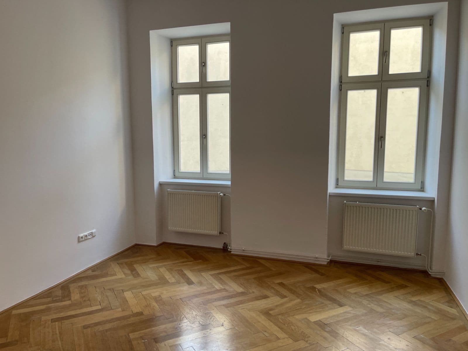 Prenájom bytu 5-izbový 121 m², Josefská, Brno, Jihomoravský kraj Prenájom bytu 5-izbový 121 m², Josefská, Brno, Jihomoravský kraj