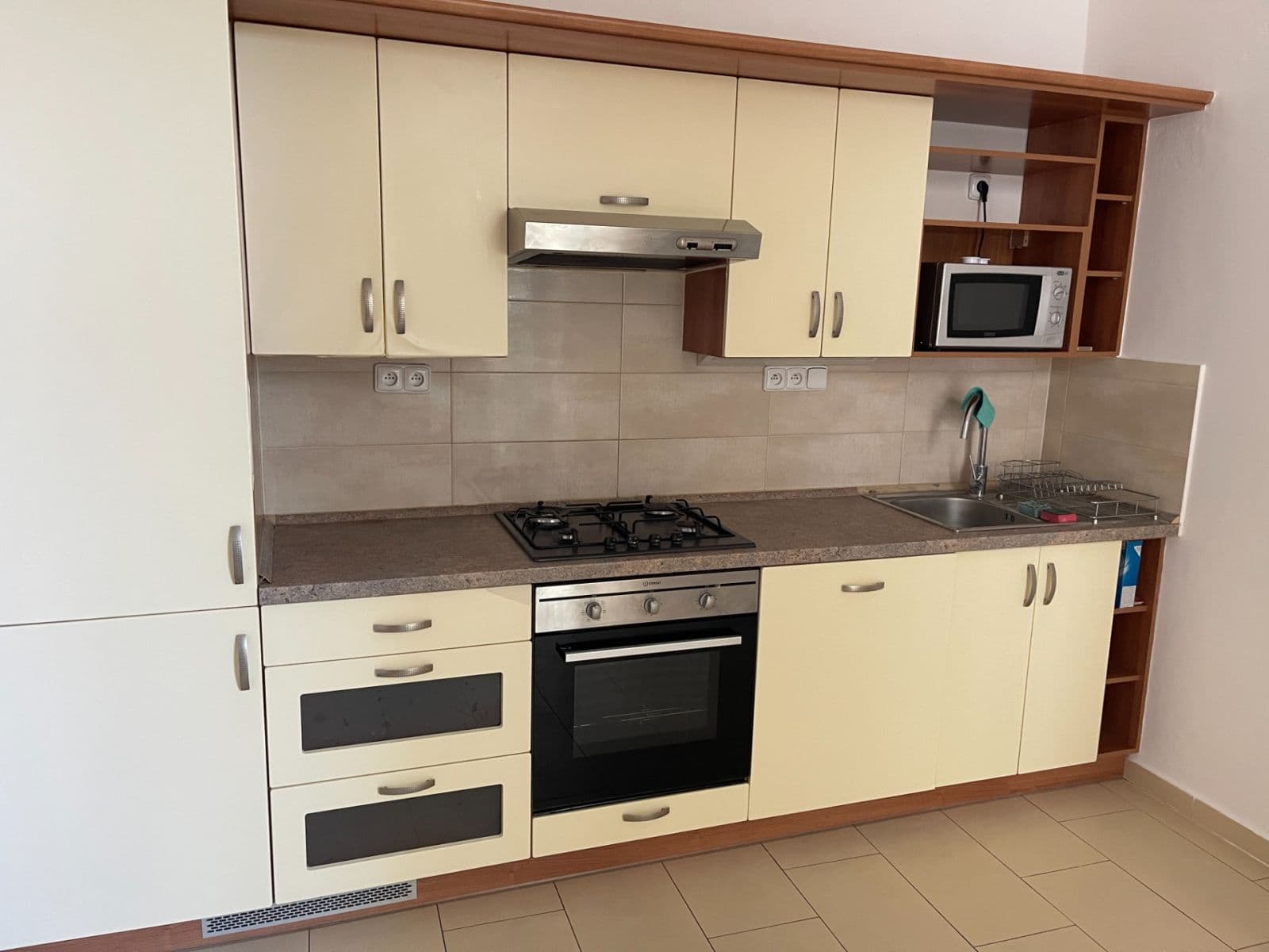 Prenájom bytu 5-izbový 121 m², Josefská, Brno, Jihomoravský kraj Prenájom bytu 5-izbový 121 m², Josefská, Brno, Jihomoravský kraj