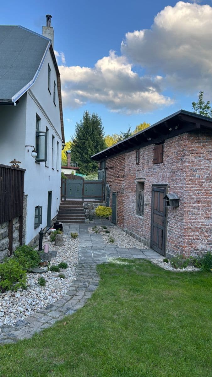 Predaj rekreačného objektu 250 m², pozemok 1.690 m², Údolní, Desná, Liberecký kraj Predaj rekreačného objektu 250 m², pozemok 1.690 m², Údolní, Desná, Liberecký kraj