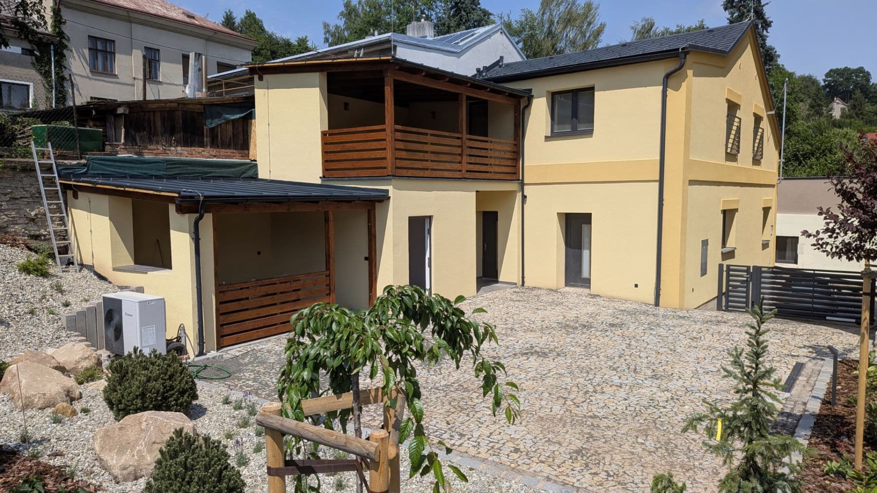 Prenájom bytu 3-izbový 85 m², Na Letné, Náchod, Královéhradecký kraj Prenájom bytu 3-izbový 85 m², Na Letné, Náchod, Královéhradecký kraj