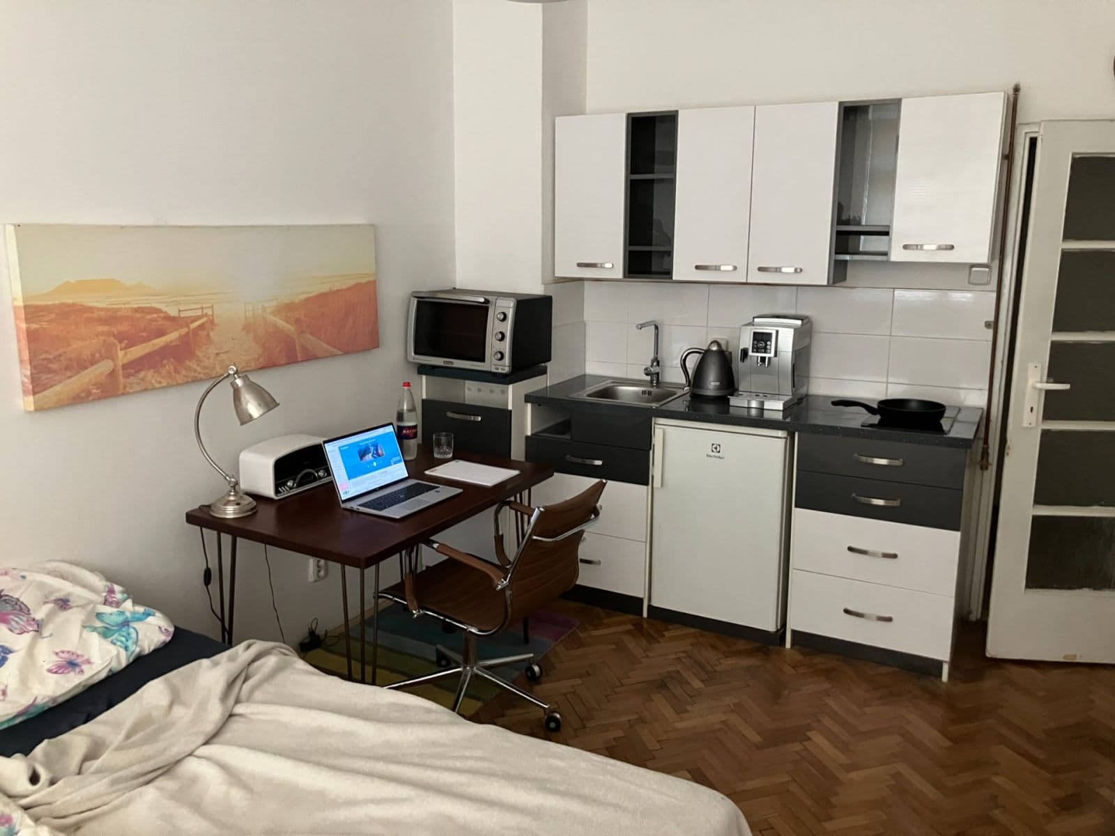 Prenájom bytu 1-izbový 20 m², Sokolovská, Praha, Praha Prenájom bytu 1-izbový 20 m², Sokolovská, Praha, Praha
