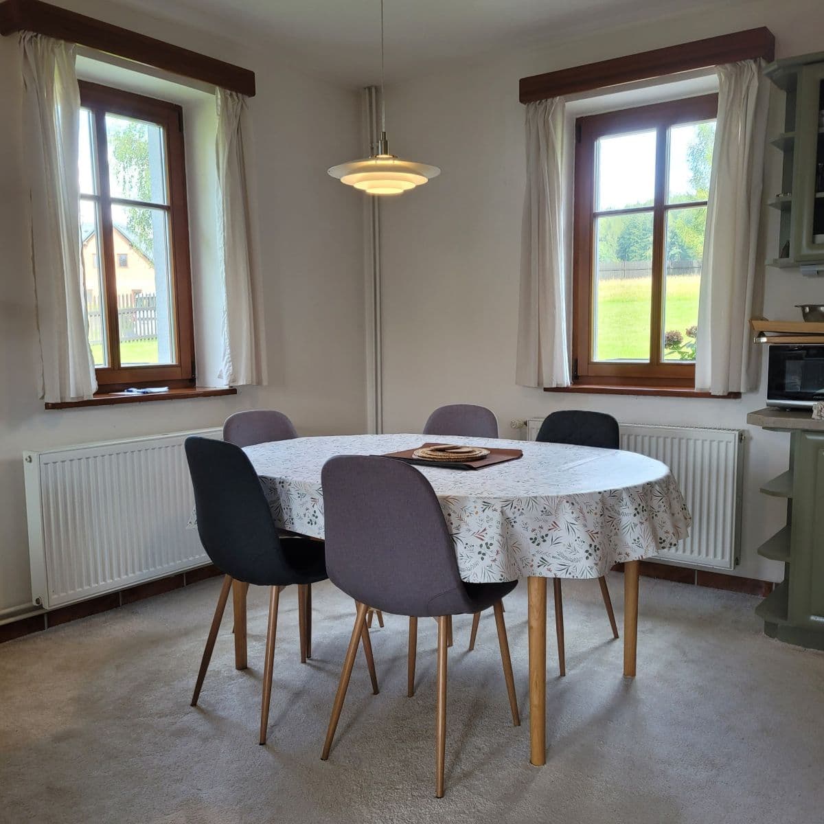 Prenájom domu 260 m², pozemok 3.000 m², Velký Šenov, Ústecký kraj Prenájom domu 260 m², pozemok 3.000 m², Velký Šenov, Ústecký kraj