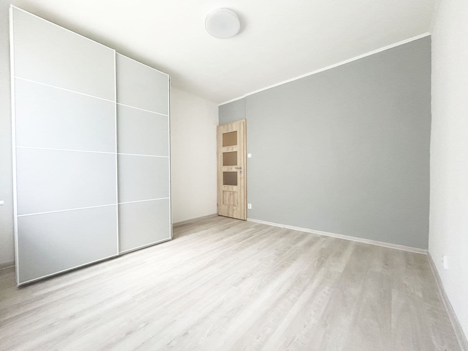 Prenájom bytu 3-izbový 56 m², Ostravská, Kladno, Středočeský kraj Prenájom bytu 3-izbový 56 m², Ostravská, Kladno, Středočeský kraj