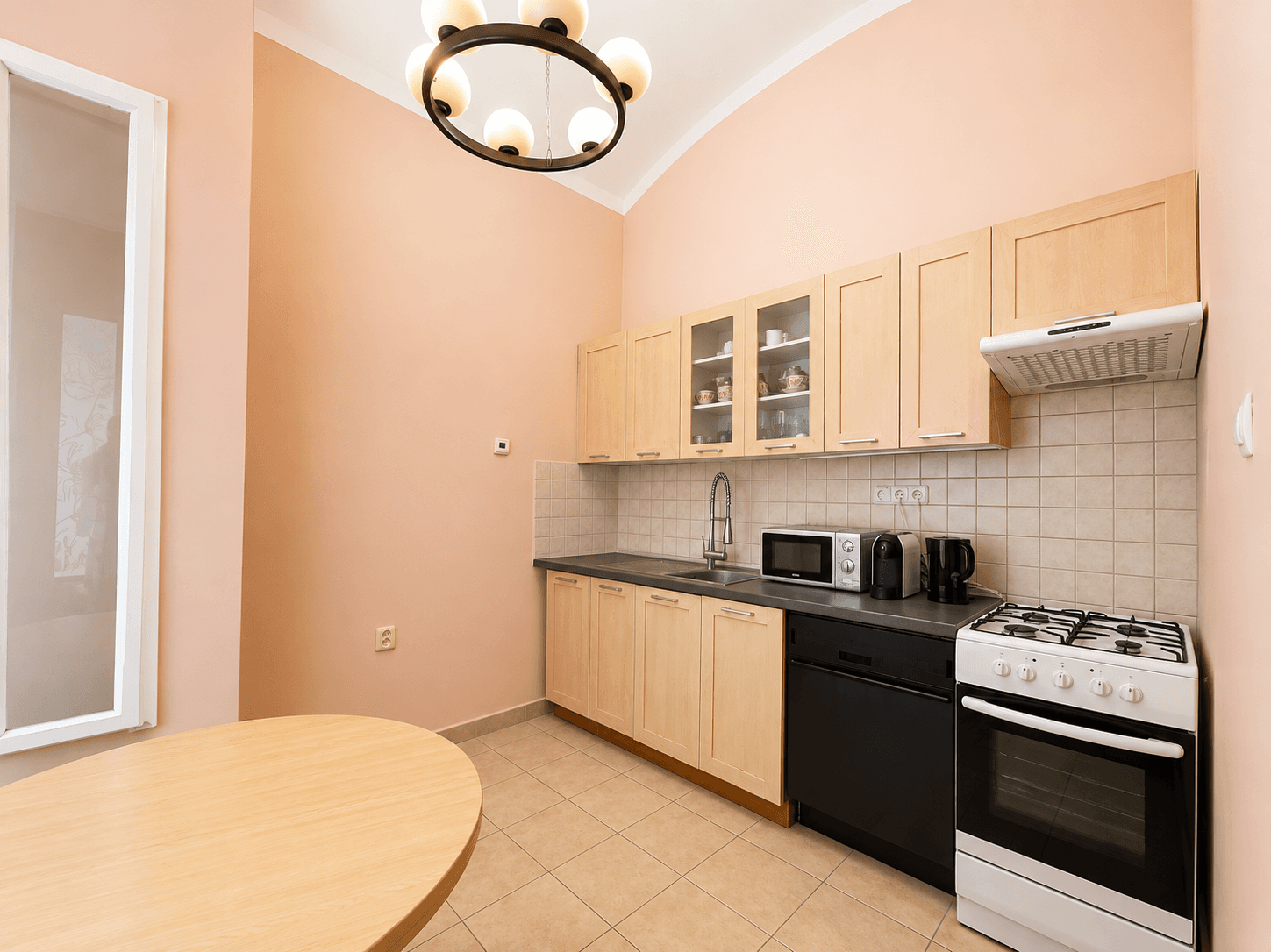 Prenájom bytu 2-izbový 70 m², Senovážné náměstí, Praha, Praha Prenájom bytu 2-izbový 70 m², Senovážné náměstí, Praha, Praha