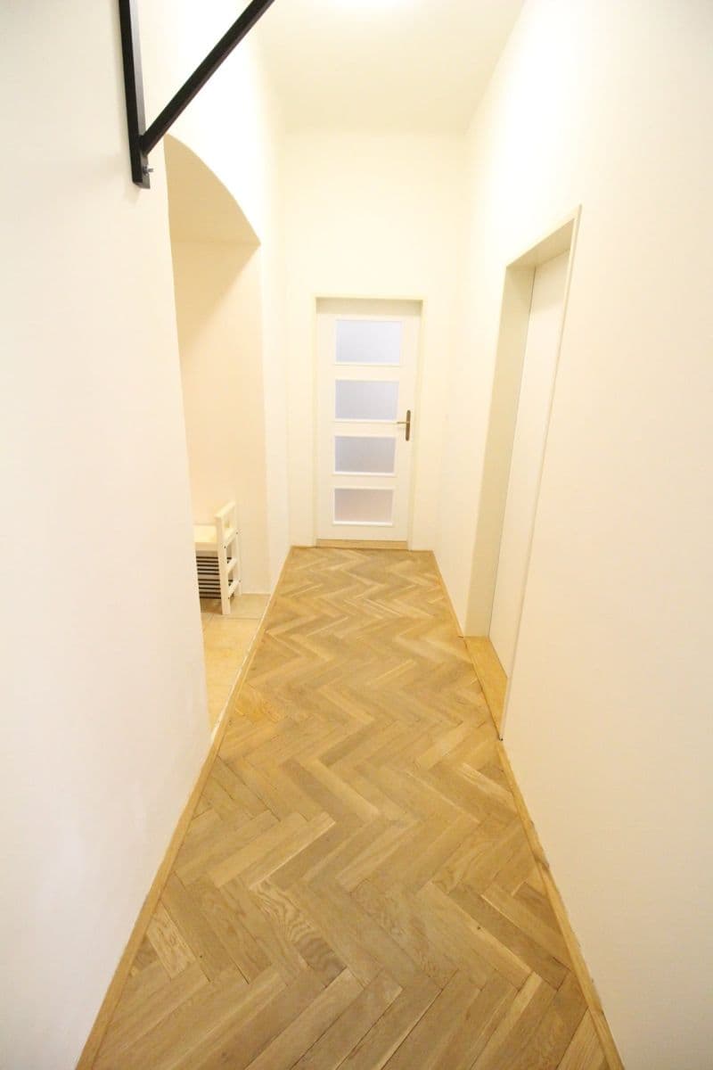 Prenájom bytu 4-izbový 98 m², Na Zámyšli, Praha, Praha Prenájom bytu 4-izbový 98 m², Na Zámyšli, Praha, Praha