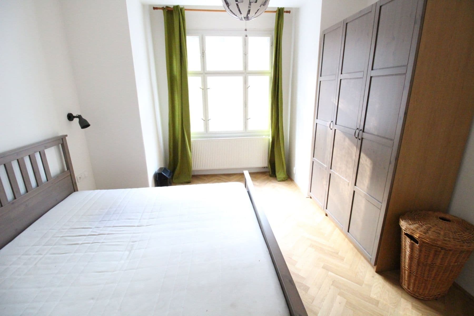 Prenájom bytu 4-izbový 98 m², Na Zámyšli, Praha, Praha Prenájom bytu 4-izbový 98 m², Na Zámyšli, Praha, Praha