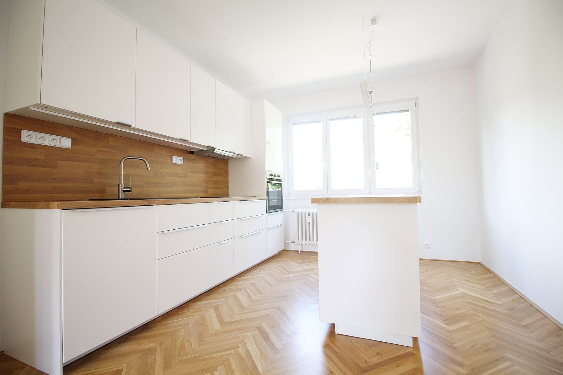 Prenájom bytu 2-izbový 73 m², Vitry, Kladno, Středočeský kraj Prenájom bytu 2-izbový 73 m², Vitry, Kladno, Středočeský kraj
