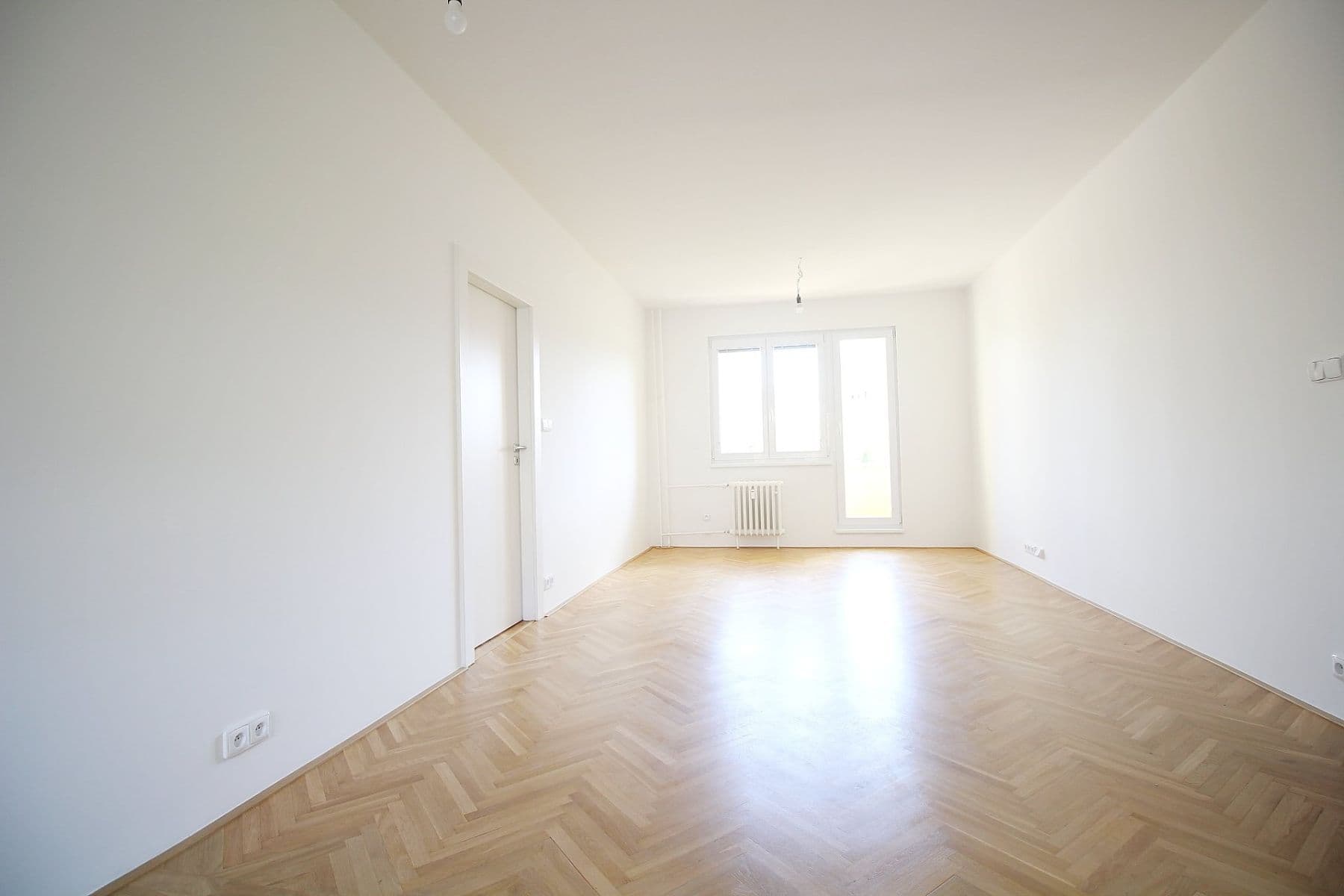 Prenájom bytu 2-izbový 73 m², Vitry, Kladno, Středočeský kraj Prenájom bytu 2-izbový 73 m², Vitry, Kladno, Středočeský kraj