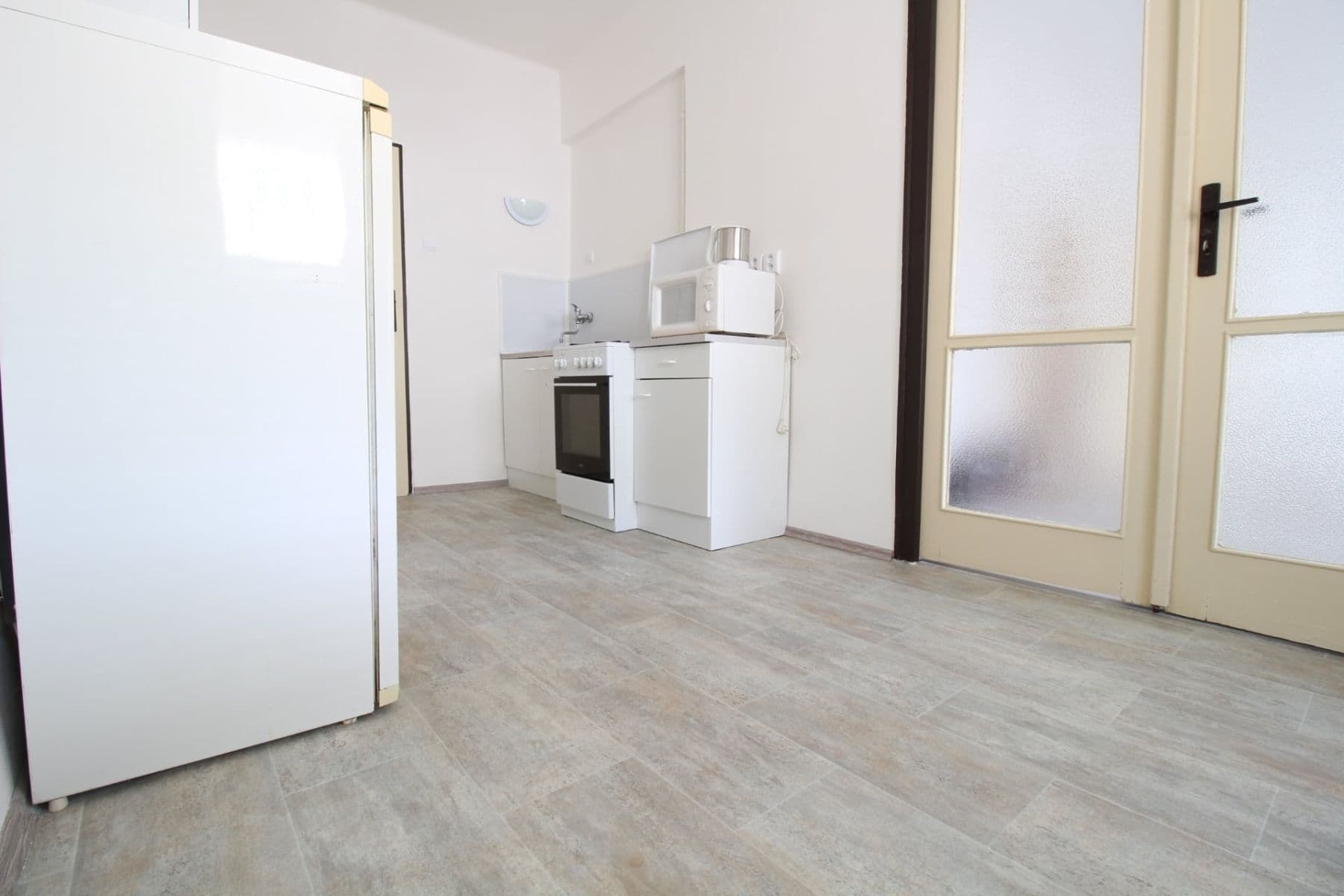 Prenájom bytu 2-izbový 50 m², Mládeže, Praha, Praha Prenájom bytu 2-izbový 50 m², Mládeže, Praha, Praha