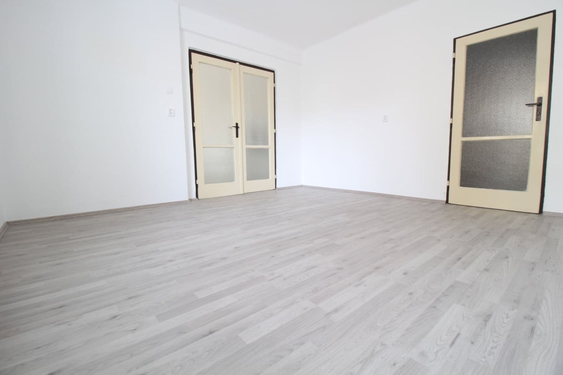 Prenájom bytu 2-izbový 50 m², Mládeže, Praha, Praha Prenájom bytu 2-izbový 50 m², Mládeže, Praha, Praha