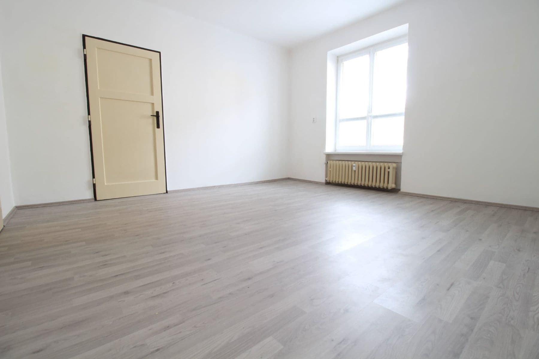 Prenájom bytu 2-izbový 50 m², Mládeže, Praha, Praha Prenájom bytu 2-izbový 50 m², Mládeže, Praha, Praha