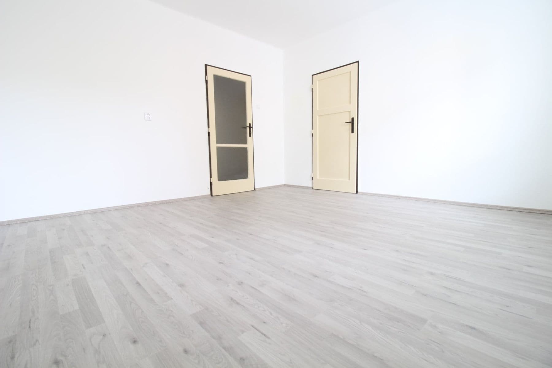 Prenájom bytu 2-izbový 50 m², Mládeže, Praha, Praha Prenájom bytu 2-izbový 50 m², Mládeže, Praha, Praha