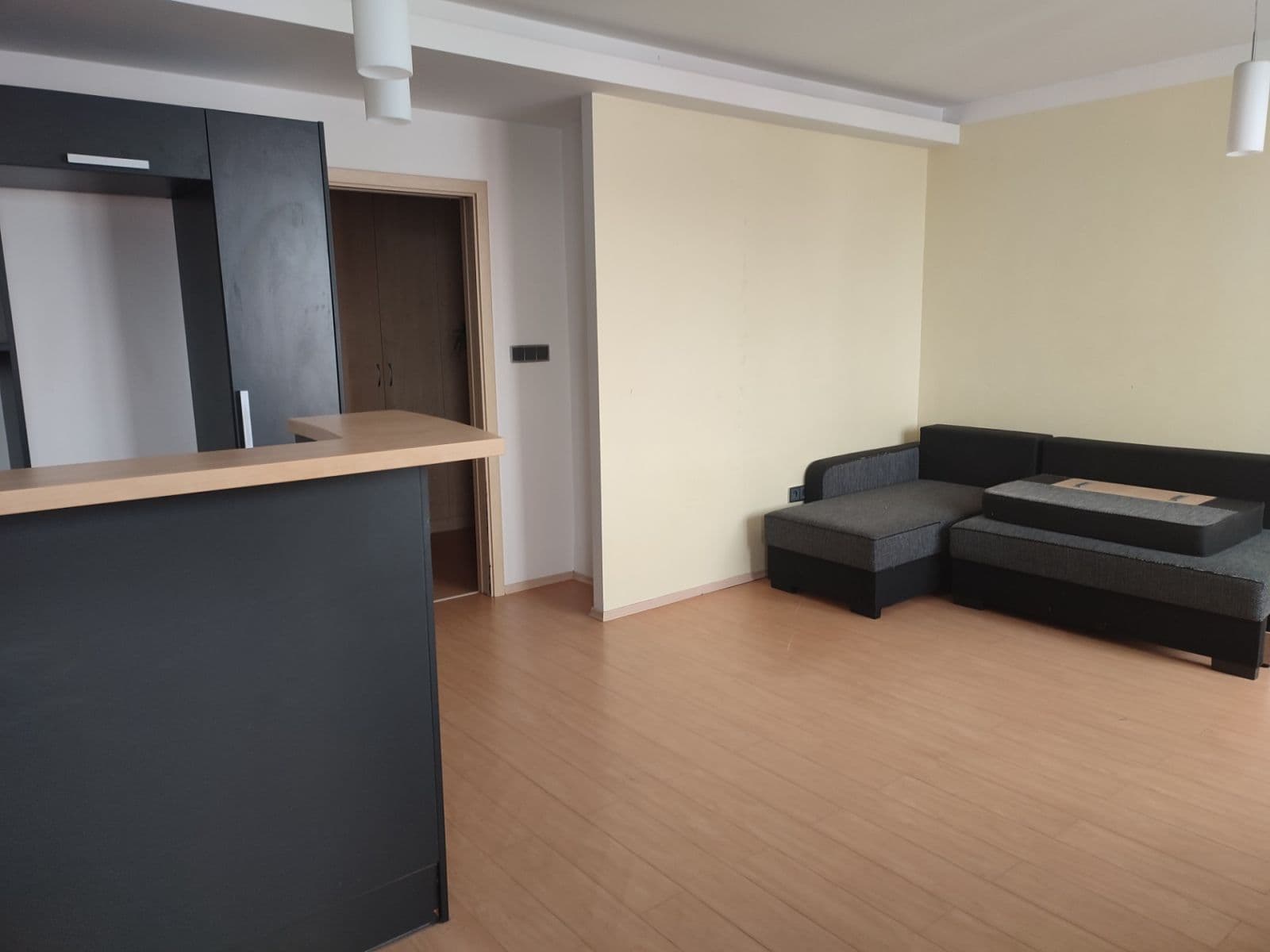 Prenájom bytu 2-izbový 56 m², Tyršovo náměstí, Chrudim, Pardubický kraj Prenájom bytu 2-izbový 56 m², Tyršovo náměstí, Chrudim, Pardubický kraj