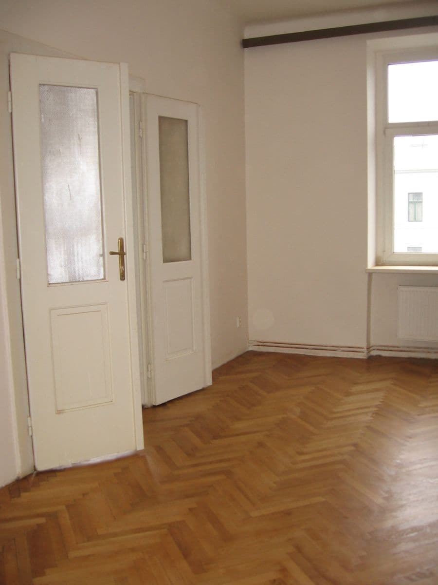 Prenájom bytu 4-izbový 112 m², Veveří, Brno, Jihomoravský kraj Prenájom bytu 4-izbový 112 m², Veveří, Brno, Jihomoravský kraj