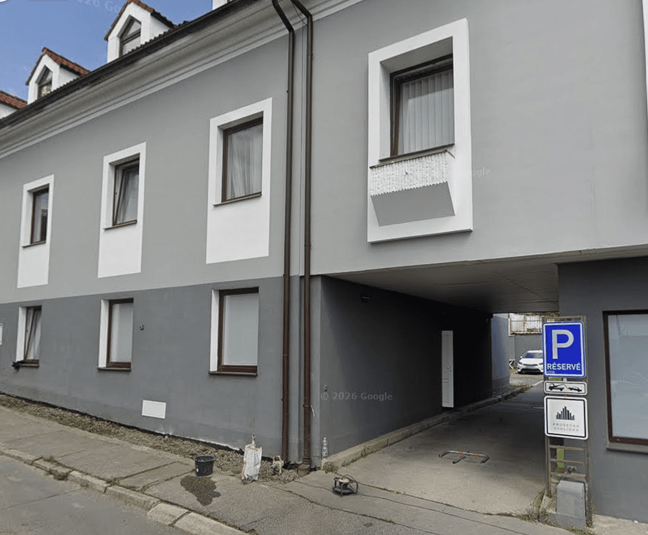Prenájom garáže 12 m², Na Rozhraní, Praha, Praha Prenájom garáže 12 m², Na Rozhraní, Praha, Praha