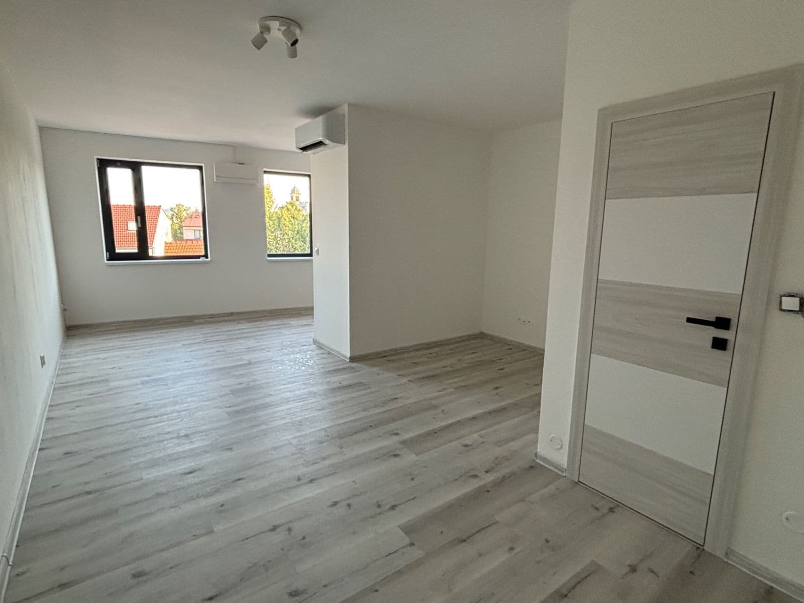 Prenájom bytu 1-izbový 38 m², Táborská, Brno, Jihomoravský kraj Prenájom bytu 1-izbový 38 m², Táborská, Brno, Jihomoravský kraj