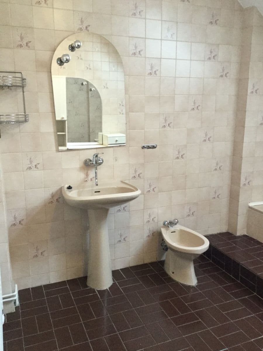 Prenájom domu 295 m², pozemok 425 m², Bosonožské náměstí, Brno, Jihomoravský kraj Prenájom domu 295 m², pozemok 425 m², Bosonožské náměstí, Brno, Jihomoravský kraj